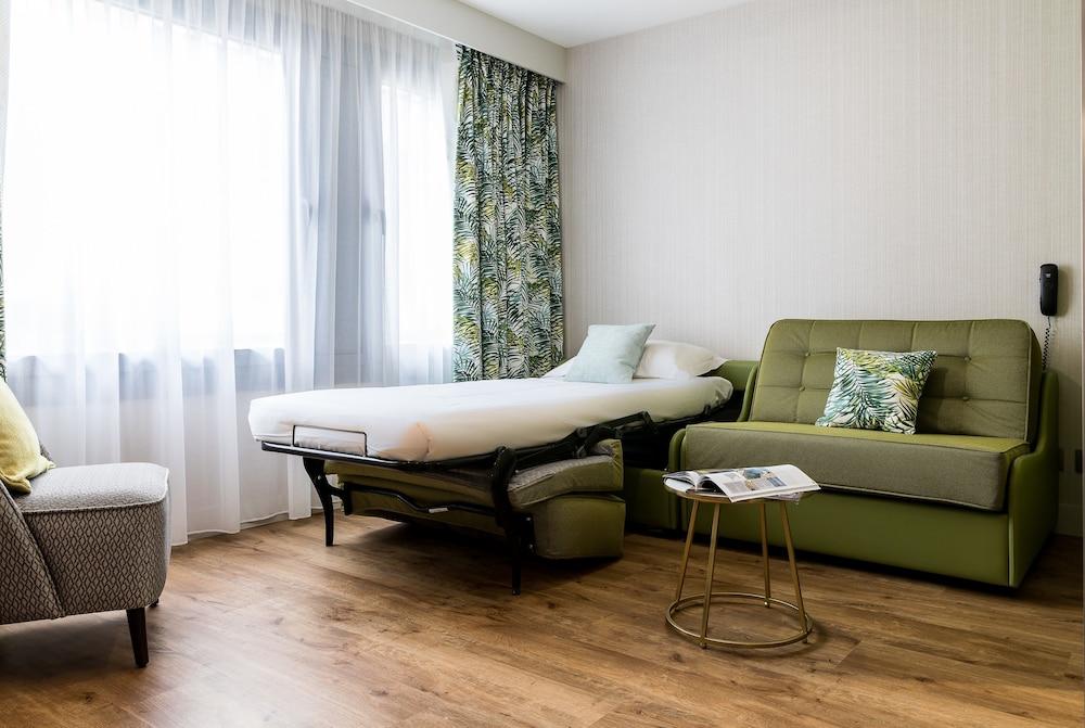 Cadet Residence Paris Bagian luar foto