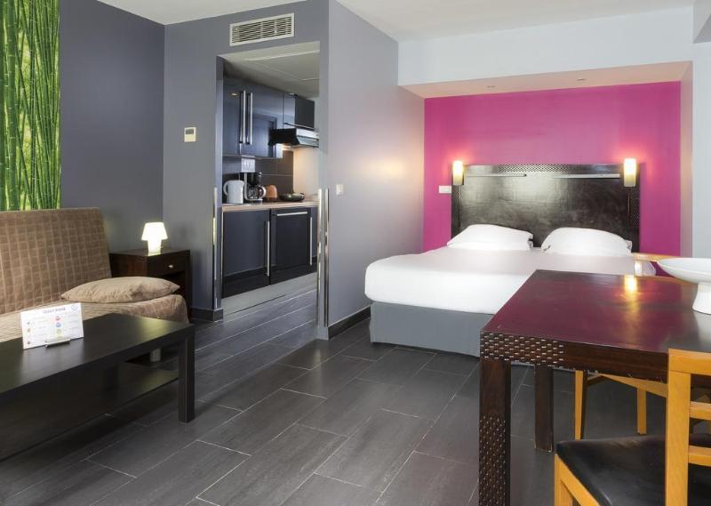 Cadet Residence Paris Bagian luar foto